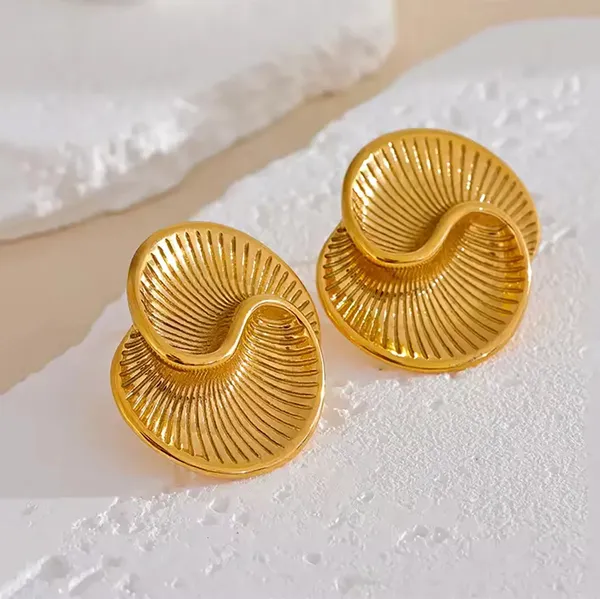Golden_Stainless_Steel_And_Hypoallergenic_Coating_Earrings_For_Women